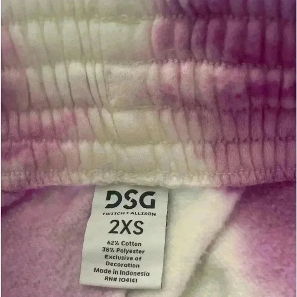 DSG NWT Women’s Long Fleece Short Lilac Fields Tie Dye Size 2XS - Picture 6 of 12